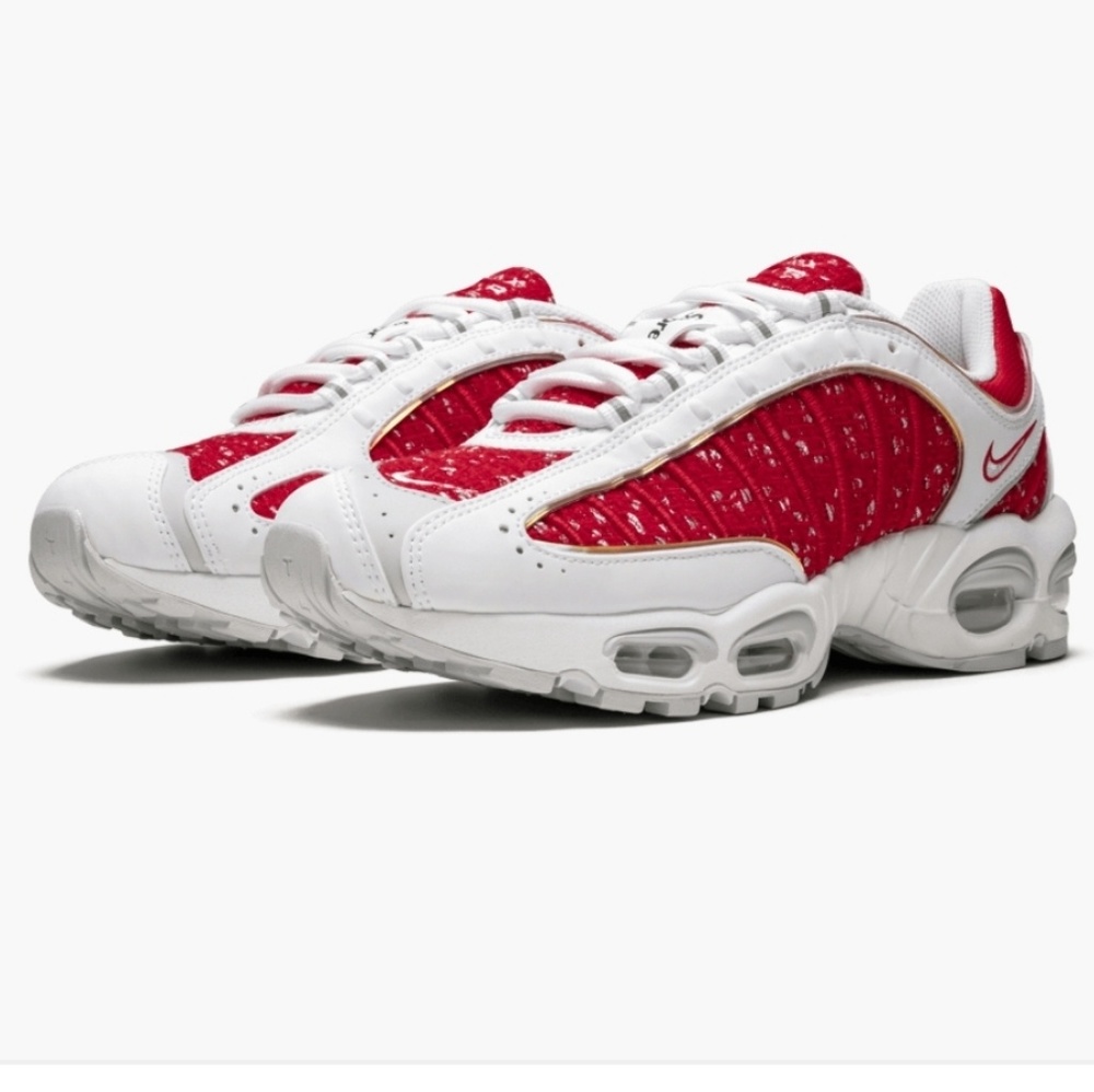 Supreme X Nike Air Max Tailwind 4. Brand new SS19.